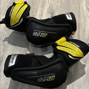 Bauer Supreme Ultrasonic Youth Elbow Pads Size Large